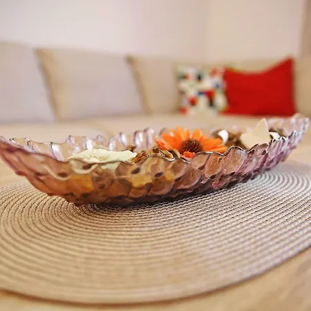 Lana Апартаменты